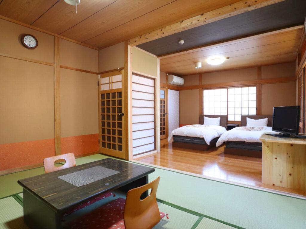 Ban-Ya Hot Spring Inn Jufu Exteriér fotografie