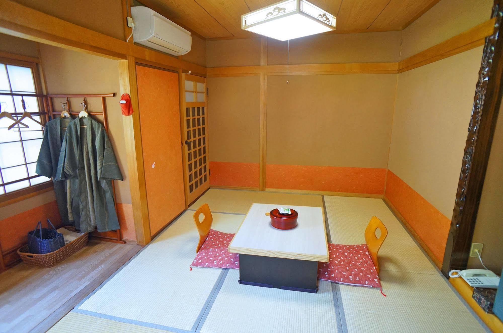 Ban-Ya Hot Spring Inn Jufu Exteriér fotografie