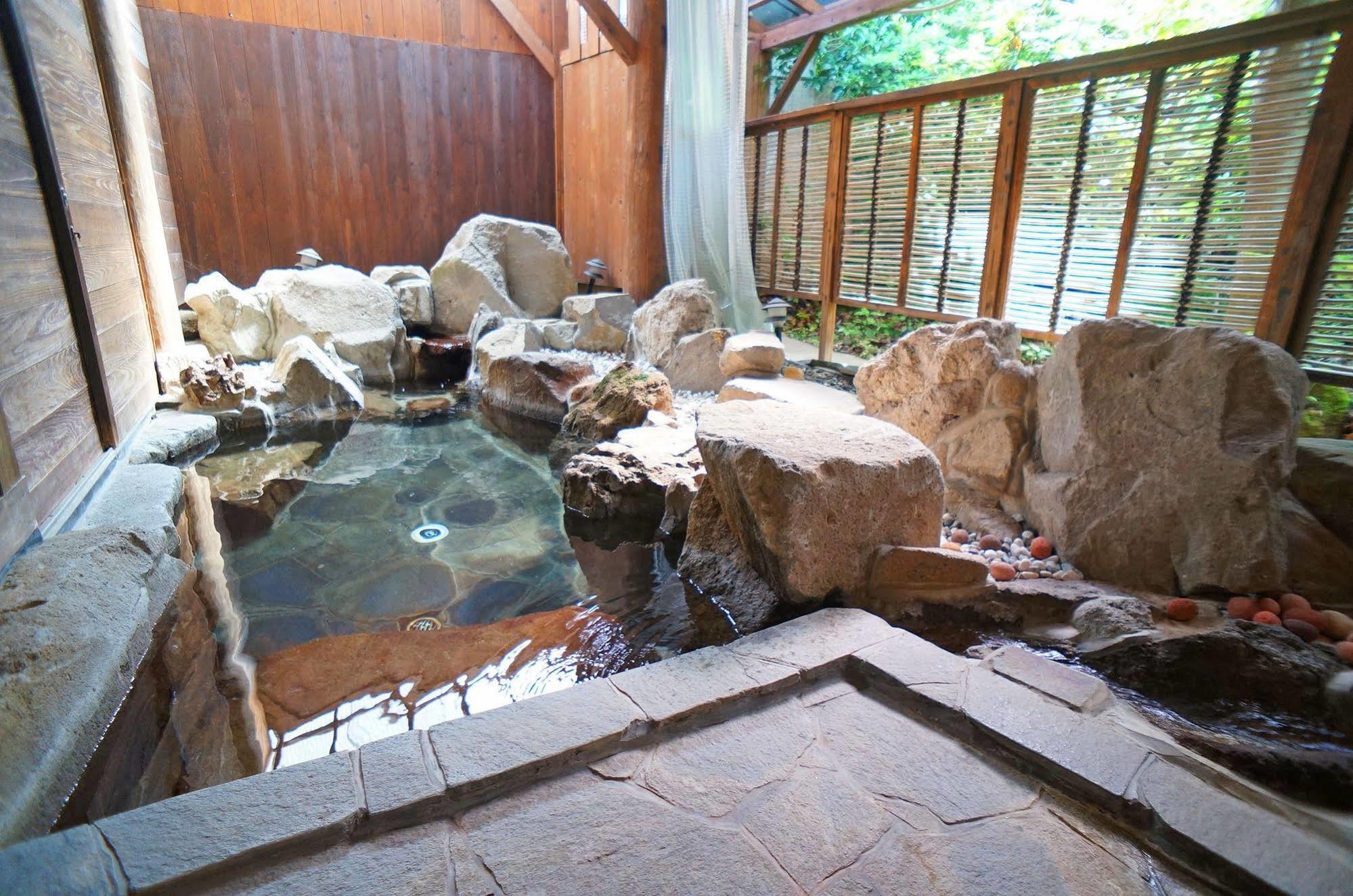 Ban-Ya Hot Spring Inn Jufu Exteriér fotografie